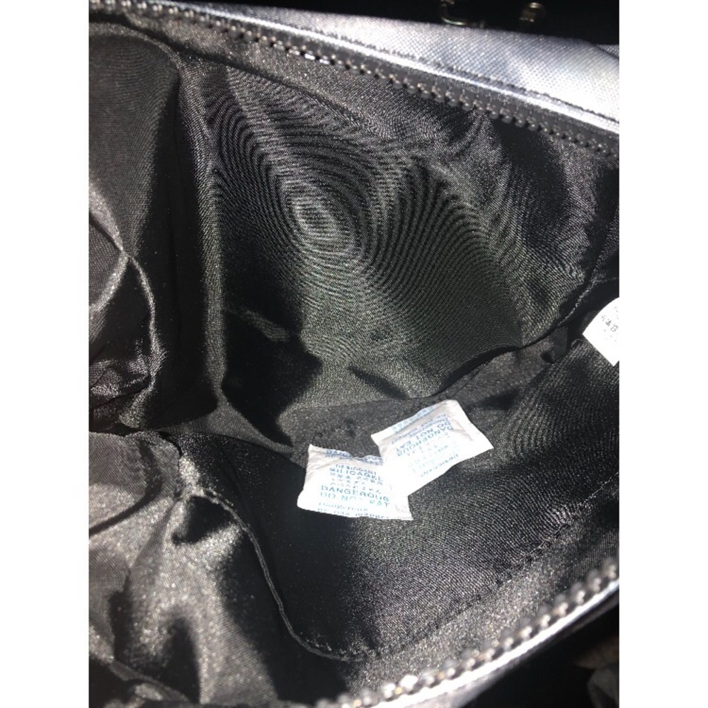 Lululemon All Your Small Things Pouch 4L - Picture 8 of 8
